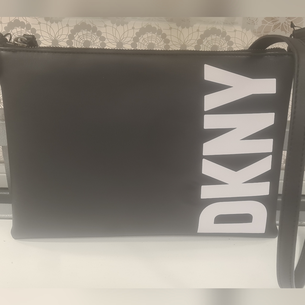 NUEVO CON ETIQUETAS BOLSO DE MANO NEGRO DKNY TILLY PEQUEÑO HOMBRO BANDOLERA PREC